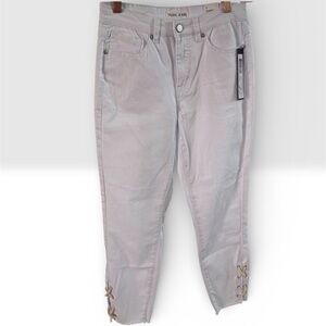 Tribal Jeans Audrey Mid-Rise Ankle Jeans with Lace-Up Hem – White – Size 6 (NWT)